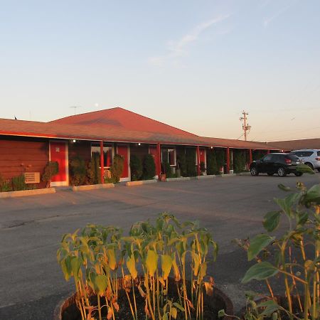 Pembina River Inn Entwistle 외부 사진